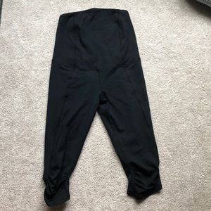 Ingrid and Isabel over the bump workout leggings